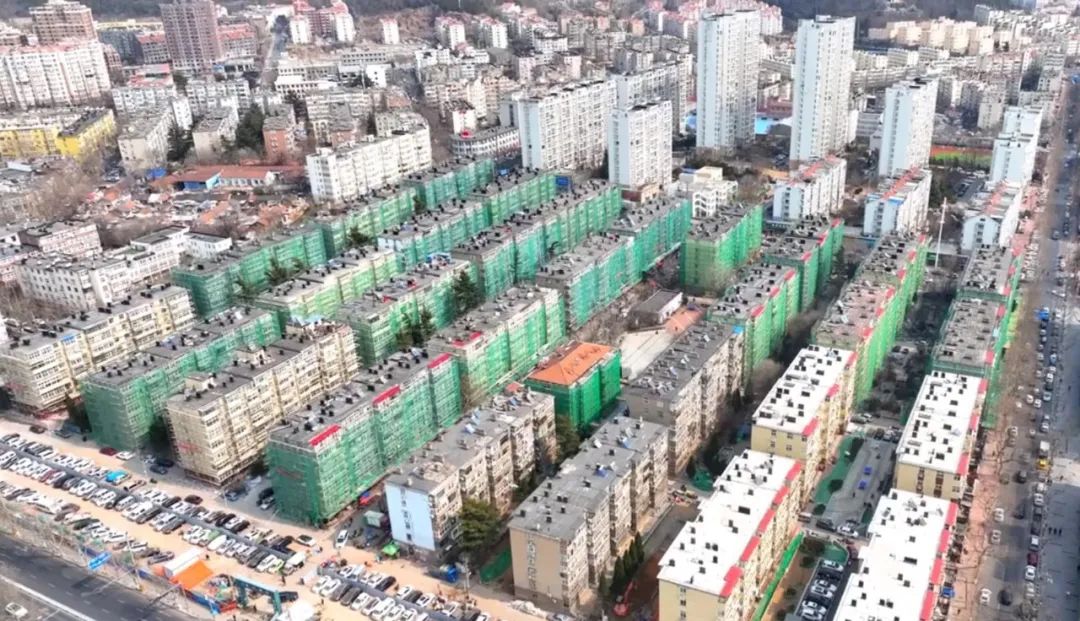 16889689661189228F51.jpg 4.jpg