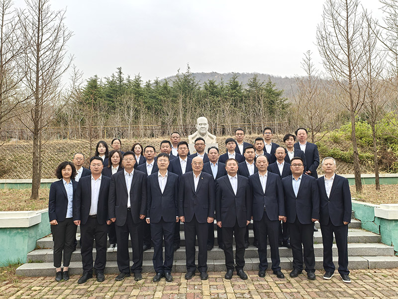 1765179430228929A6F6.jpg 梁文光書記誕辰98周年紀念儀式.jpg